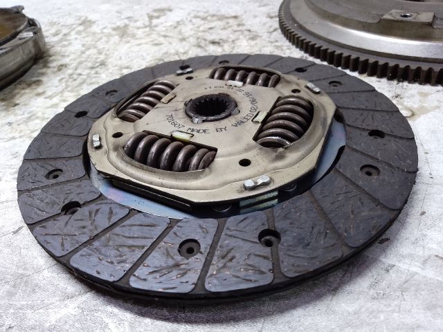 bontott MINI HATCHBACK Kuplung Szett Lendkerékkel