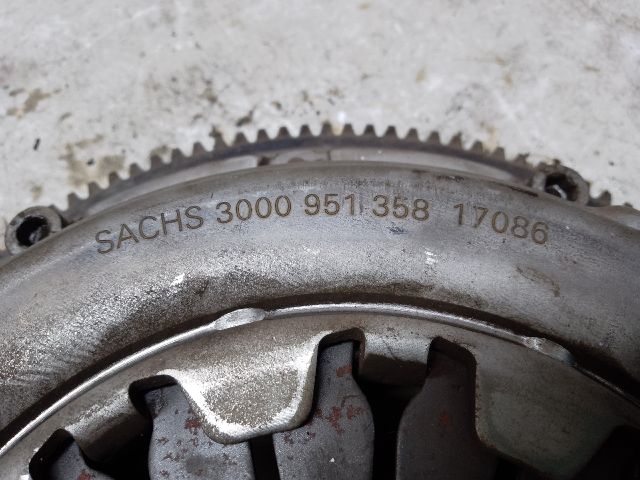 bontott MINI HATCHBACK Kuplung Szett Lendkerékkel