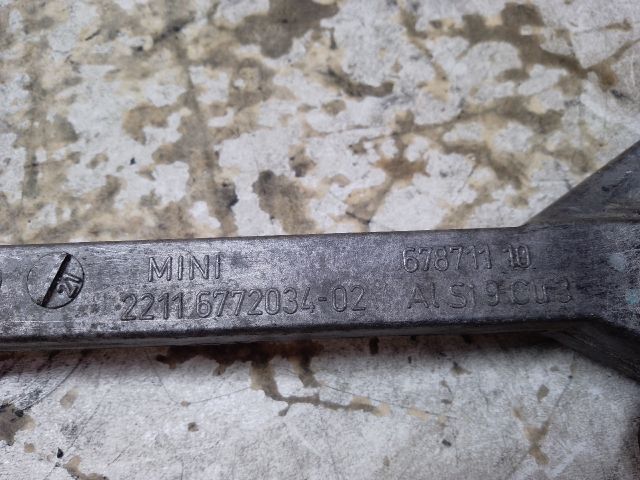 bontott MINI HATCHBACK Motor Tartó Bak Jobb