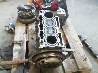 bontott MINI HATCHBACK Motorblokk (Fűzött)