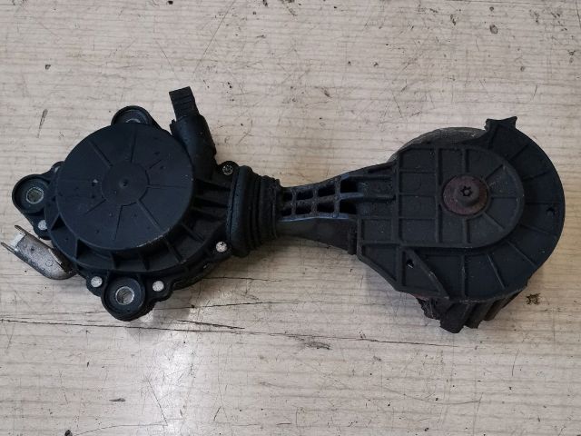 bontott MINI HATCHBACK Szíjfeszítő Görgő