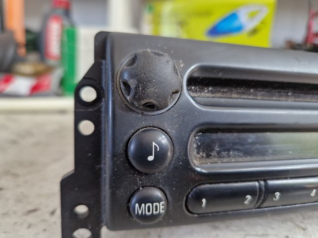 bontott MINI HATCHBACK Rádió / CD