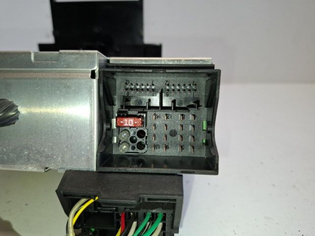 bontott MINI HATCHBACK Rádió / CD