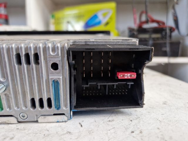 bontott MINI HATCHBACK Rádió / CD