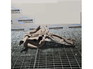 bontott MITSUBISHI ASX Bal hátsó Csonkállvány