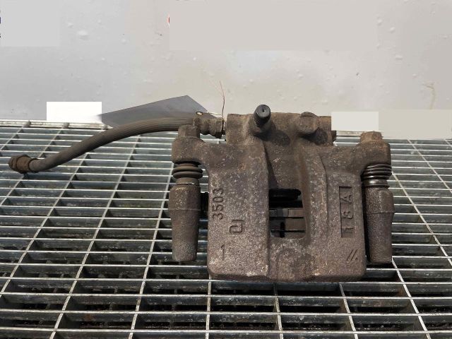 bontott MITSUBISHI ASX Bal hátsó Féknyereg Munkahengerrel