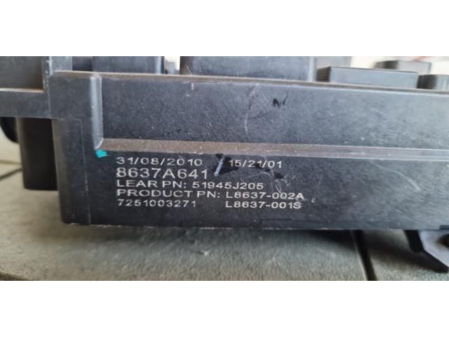 bontott MITSUBISHI ASX Biztosítéktábla Motortér