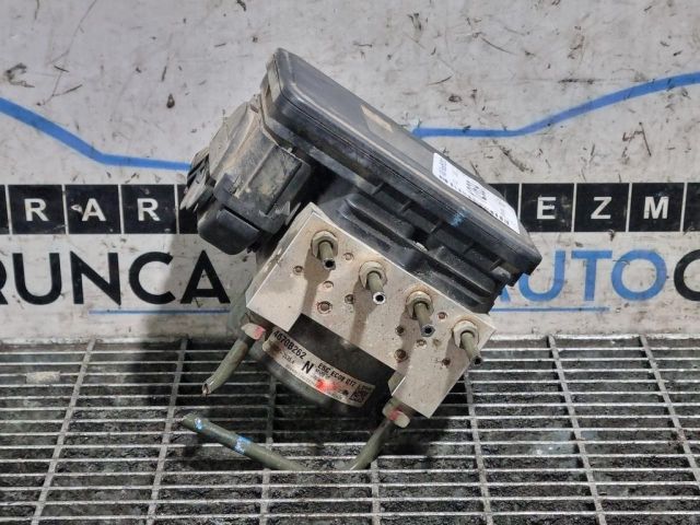 bontott MITSUBISHI ASX ABS Kocka