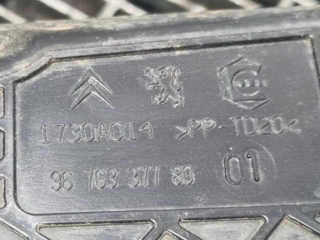 bontott MITSUBISHI ASX AdBlue Tartály