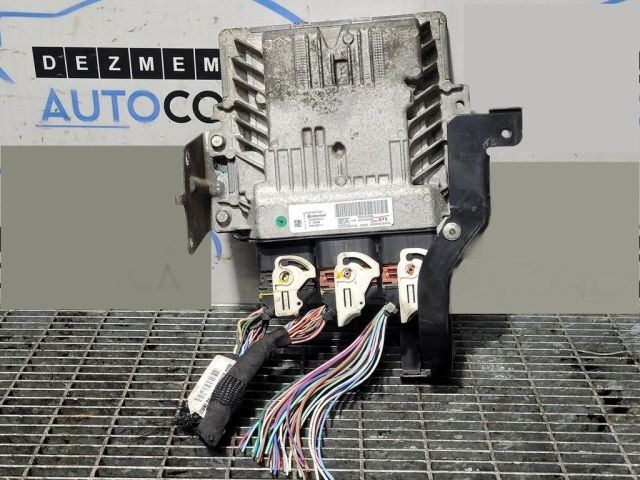 bontott MITSUBISHI ASX Motorvezérlő