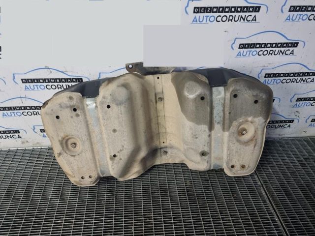 bontott MITSUBISHI ASX Tank