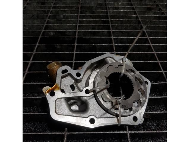 bontott MITSUBISHI ASX Olajszivattyú