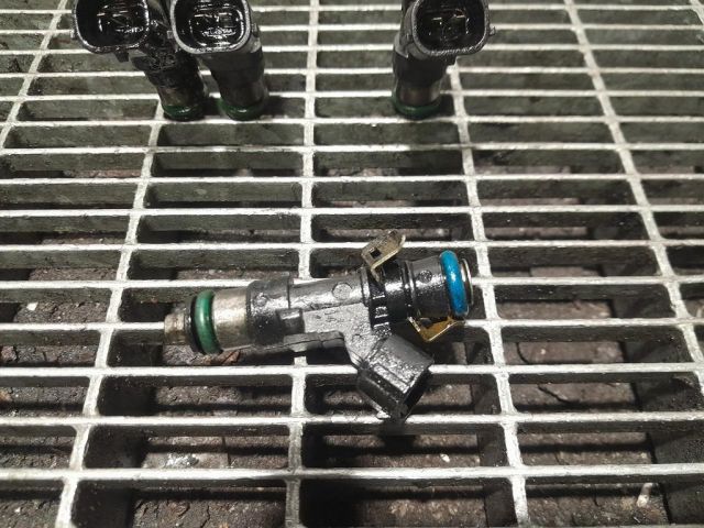 bontott MITSUBISHI ASX Porlasztó (1 db)