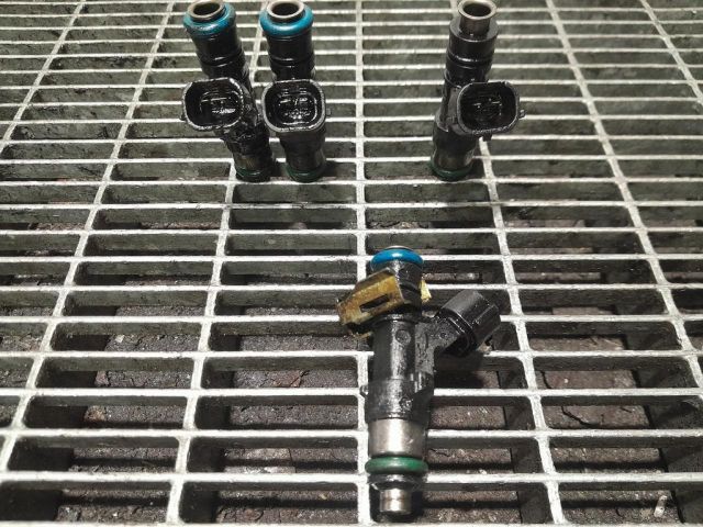 bontott MITSUBISHI ASX Porlasztó (1 db)