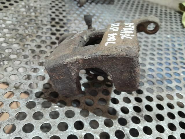 bontott MITSUBISHI ASX Bal hátsó Féknyereg Munkahengerrel