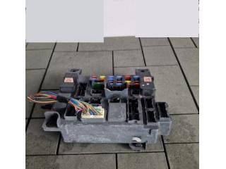 bontott MITSUBISHI ASX Biztosítéktábla Motortér