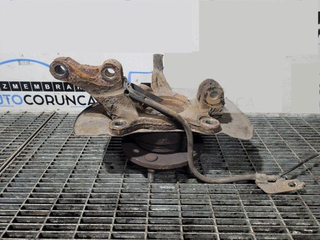 bontott MITSUBISHI ASX Jobb első Csonkállvány