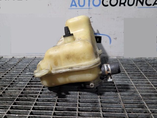 bontott MITSUBISHI ASX Kiegyenlítő Tartály