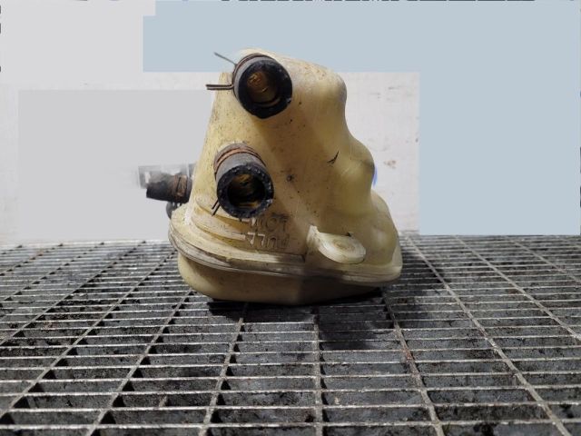 bontott MITSUBISHI ASX Kiegyenlítő Tartály