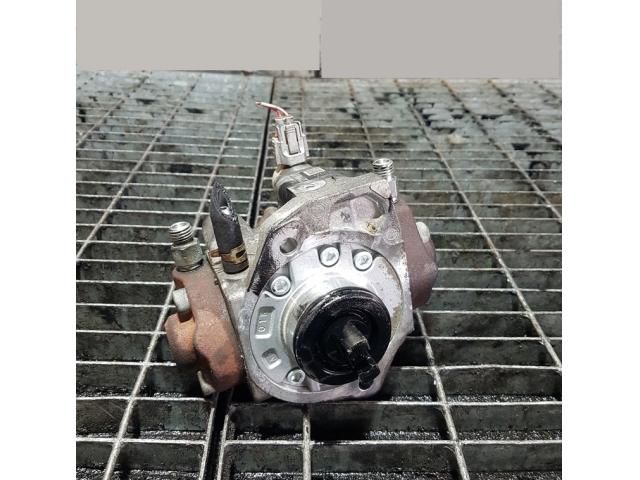 bontott MITSUBISHI ASX Nagynyomású Szivattyú