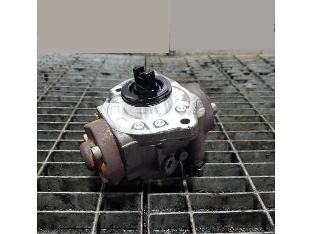 bontott MITSUBISHI ASX Nagynyomású Szivattyú