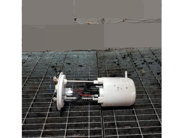 bontott MITSUBISHI ASX Üzemanyag Szivattyú