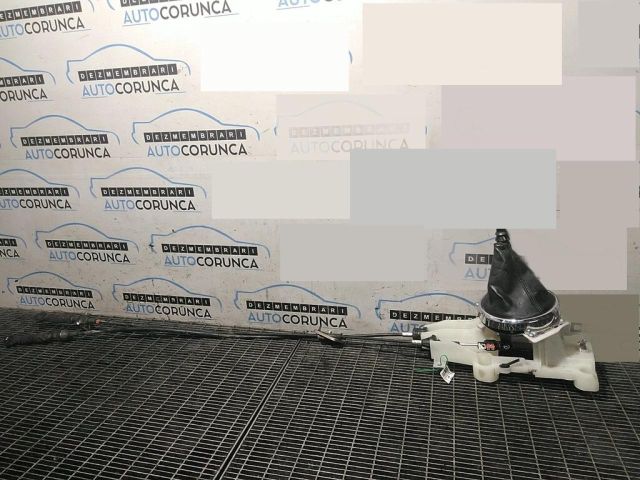 bontott MITSUBISHI ASX Váltó Kulissza