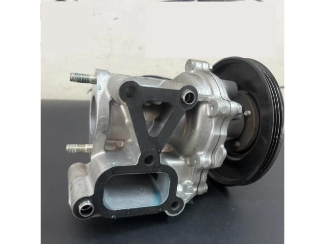 bontott MITSUBISHI ASX Vízpumpa