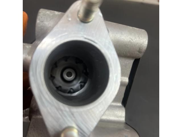 bontott MITSUBISHI ASX Vízpumpa