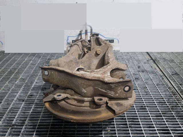 bontott MITSUBISHI ASX Bal hátsó Csonkállvány