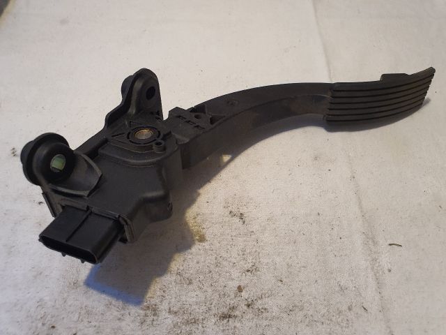 bontott MITSUBISHI ASX Gázpedál (Elektromos)