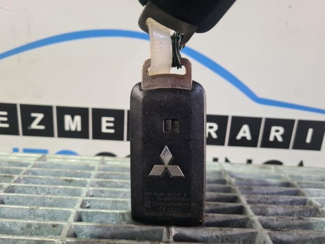 bontott MITSUBISHI ASX Gyújtáskapcsoló