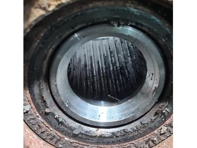 bontott MITSUBISHI ASX Jobb első Csonkállvány