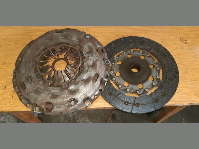 bontott MITSUBISHI ASX Kuplung Szett (Szerkezet, Tárcsa)