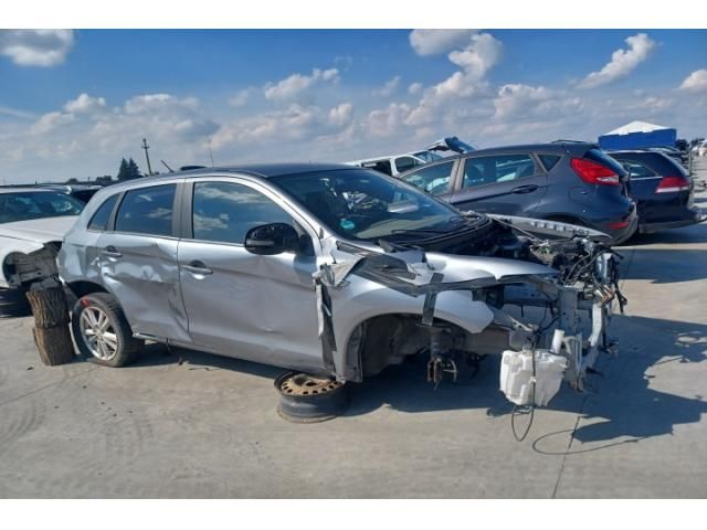 bontott MITSUBISHI ASX Turbó