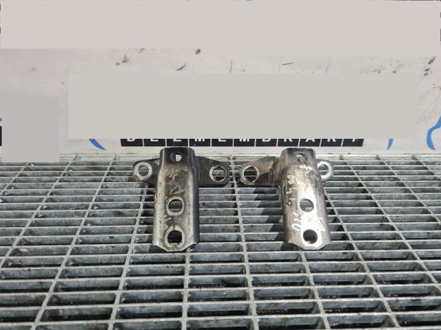 bontott MITSUBISHI ASX Ajtó Zsanér (Pozíciófüggetlen)