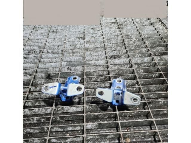 bontott MITSUBISHI ASX Ajtó Zsanér (Pozíciófüggetlen)