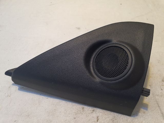 bontott MITSUBISHI ASX Bal A Oszlop Hangszóró Burkolat