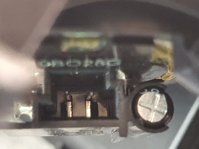 bontott MITSUBISHI ASX Bal A Oszlop Hangszóró Burkolat