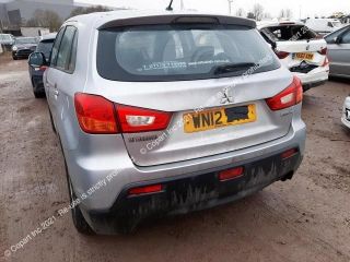 bontott MITSUBISHI ASX Bal első Kapaszkodó (Felső)