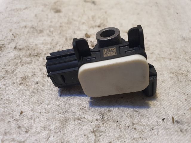 bontott MITSUBISHI ASX Bal első Oldal Ütközés Érzékelő