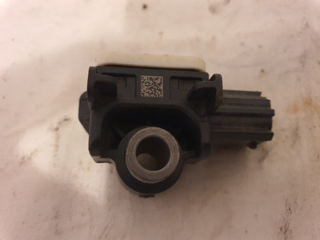 bontott MITSUBISHI ASX Bal első Ütközés Érzékelő (Homlokfalon)