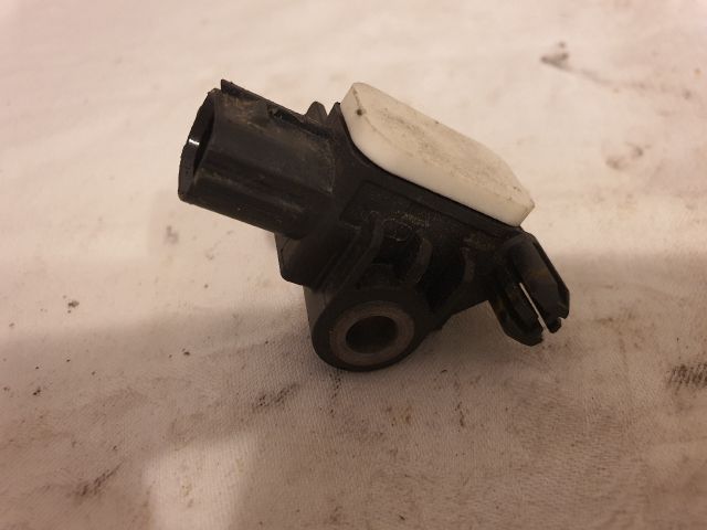 bontott MITSUBISHI ASX Bal első Ütközés Érzékelő (Homlokfalon)