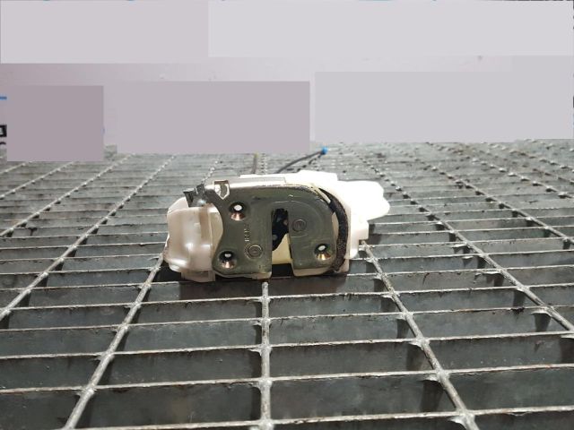 bontott MITSUBISHI ASX Bal hátsó Ajtózár