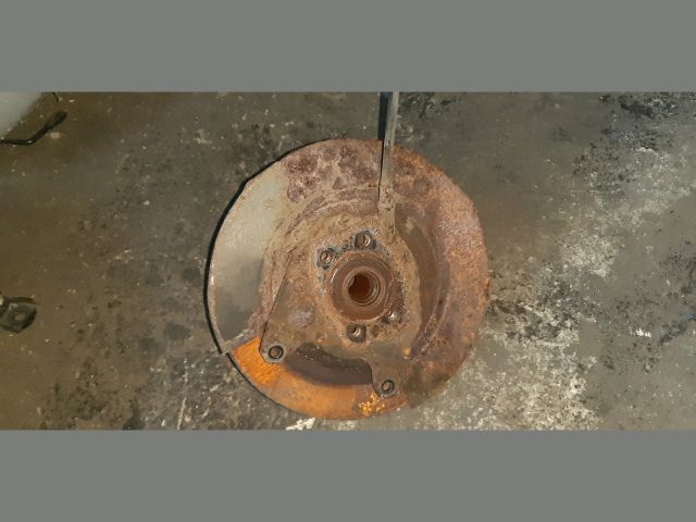 bontott MITSUBISHI ASX Bal hátsó Csonkállvány Kerékaggyal