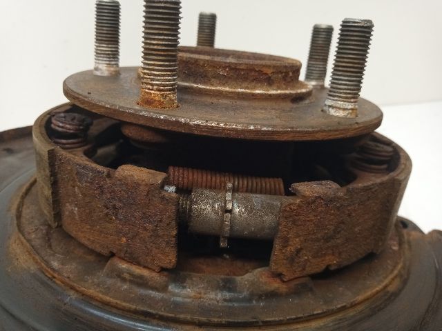 bontott MITSUBISHI ASX Bal hátsó Csonkállvány Kerékaggyal