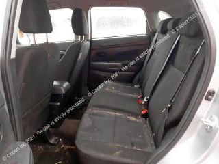 bontott MITSUBISHI ASX Bal hátsó Gumikéder