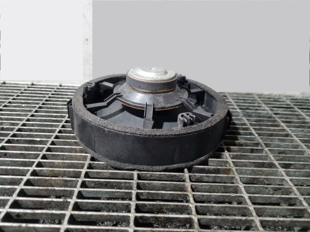 bontott MITSUBISHI ASX Bal hátsó Hangszóró