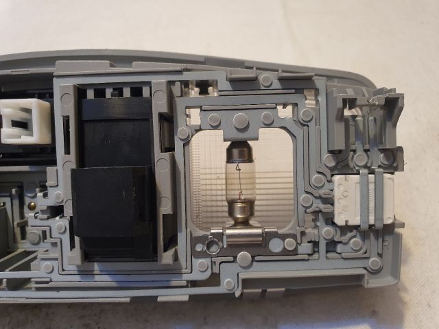 bontott MITSUBISHI ASX Beltér Világítás Első