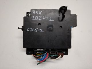 bontott MITSUBISHI ASX Biztosítéktábla Utastér